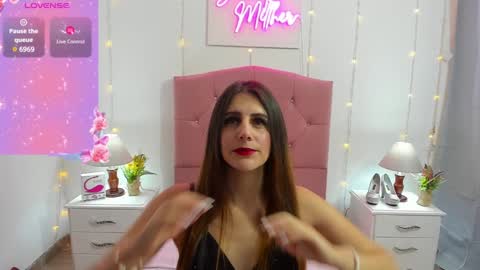 Snapshot of samanthamillher1 chatting on December 27, 2024, 12:23 pm Samy  online show from December 27, 2024, 12:23 pm