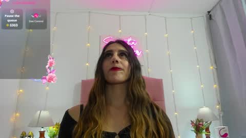 Snapshot of samanthamillher1 chatting on January 15, 2025, 6:43 am Samy  online show from January 15, 2025, 6:43 am