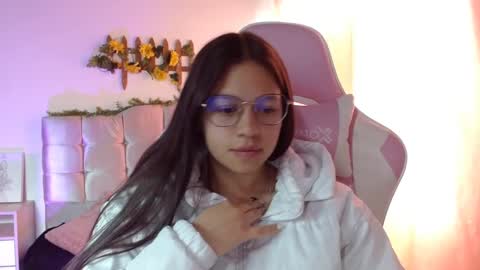 Samantha online show from February 18, 2025, 7:09 pm