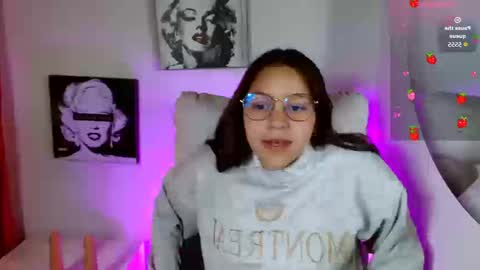 Samantha online show from September 15, 2025, 2:17 pm