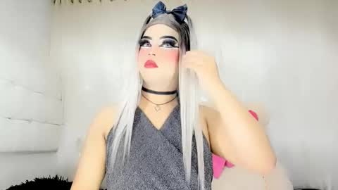 samanthax_xissadora1 online show from February 17, 2025, 11:13 am