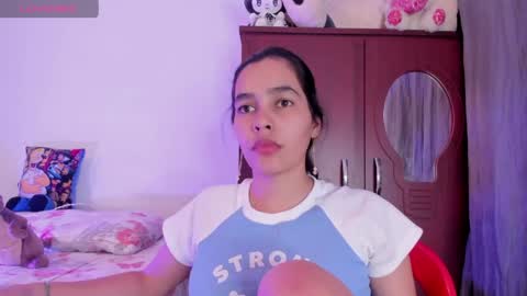 Snapshot of samara_jonnes_ chatting on May 22, 2026, 4:41 am Samara is my name a pleasure delighted that you are here leave your thumb up it is important to me online show from May 22, 2026, 4:41 am
