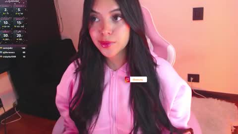 Snapshot of samara_lam chatting on December 9, 2024, 5:18 am Sammy online show from December 9, 2024, 5:18 am