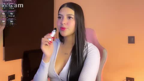 Snapshot of samara_lam chatting on January 7, 2025, 10:11 am Sammy online show from January 7, 2025, 10:11 am