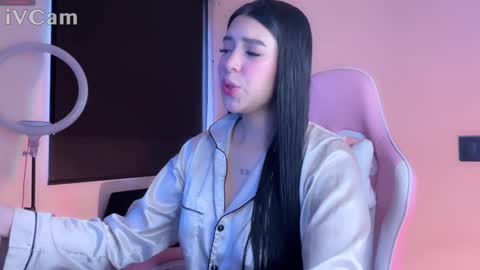 Snapshot of samara_lam chatting on January 12, 2025, 3:03 pm Sammy online show from January 12, 2025, 3:03 pm