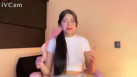 Snapshot of samara_lam chatting on February 6, 2025, 2:44 am Sammy online show from February 6, 2025, 2:44 am