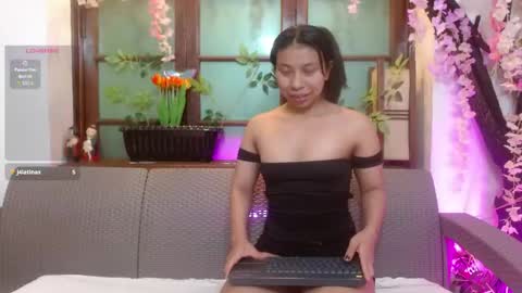 Snapshot of samara_selene chatting on May 16, 2026, 7:12 pm SAMARA online show from May 16, 2026, 7:12 pm