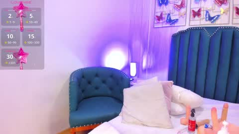 Samara Warren online show from January 25, 2025, 2:25 pm