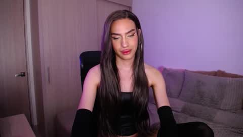 Snapshot of samarasilex chatting on October 5, 2025, 12:20 am Samara Silex online show from October 5, 2025, 12:20 am