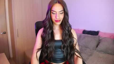 Snapshot of samarasilex chatting on October 17, 2025, 2:37 am Samara Silex online show from October 17, 2025, 2:37 am