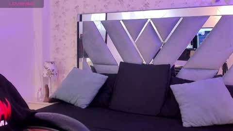 samaris_smith online show from November 20, 2025, 3:07 am