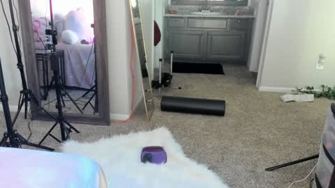 Yaya online show from January 24, 2025, 9:05 pm