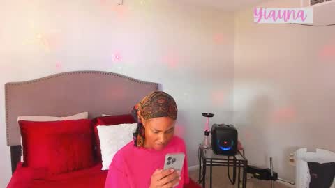 Yaya online show from November 21, 2025, 5:44 pm