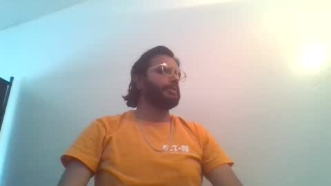 sameerator22960 online show from May 3, 2026, 6:47 pm