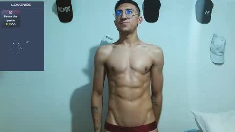 Snapshot of samfox_ chatting on March 4, 2026, 11:16 am SAM online show from March 4, 2026, 11:16 am