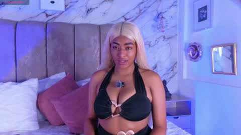 Snapshot of samira_gallardo chatting on April 23, 2026, 1:35 pm Samira online show from April 23, 2026, 1:35 pm