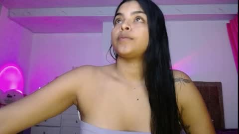 Danna dulce online show from April 22, 2026, 3:09 am