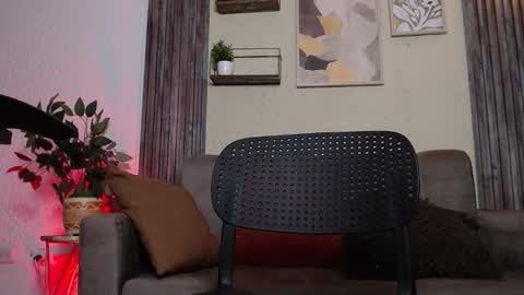 Sammy  online show from December 14, 2025, 2:33 pm