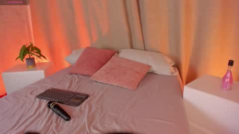 Samantha online show from February 23, 2026, 2:42 am