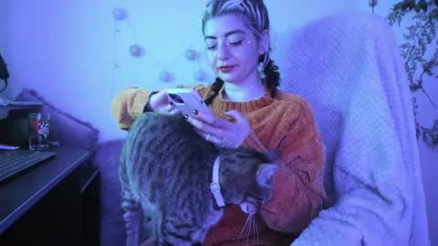   online show from January 29, 2025, 3:54 am