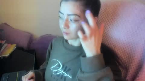   online show from April 18, 2026, 7:12 am