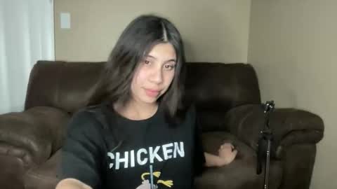 sammyvxoo online show from May 12, 2026, 5:37 am