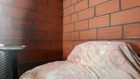 Samantha ferrer online show from November 21, 2025, 2:49 pm