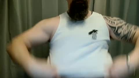 Snapshot of samoanthorn chatting on January 19, 2025, 11:45 am Samoanthorn online show from January 19, 2025, 11:45 am