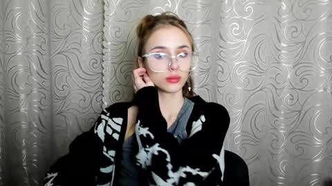 Sam   online show from February 14, 2025, 3:26 pm