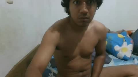 Snapshot of samu194454 chatting on December 15, 2025, 2:32 pm samu194454 online show from December 15, 2025, 2:32 pm