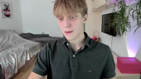 Snapshot of samuel_clark chatting on October 20, 2025, 7:20 am Sam online show from October 20, 2025, 7:20 am