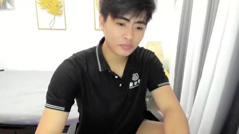 Snapshot of samuelangelo chatting on March 10, 2025, 10:02 pm Sam online show from March 10, 2025, 10:02 pm