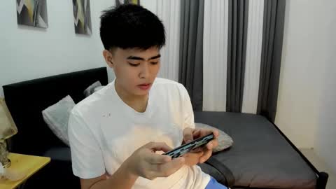 Sam online show from November 4, 2025, 12:15 pm