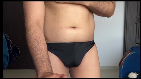 samuelnaughtee online show from April 15, 2026, 6:42 am