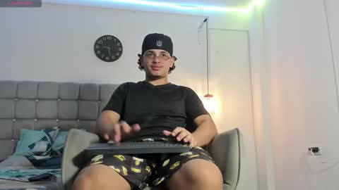 samxx_muscle online show from November 20, 2025, 2:06 pm