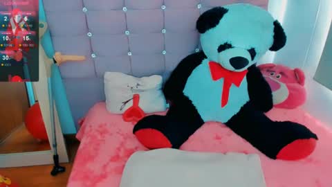  SAMY HUBER online show from February 10, 2025, 7:07 pm