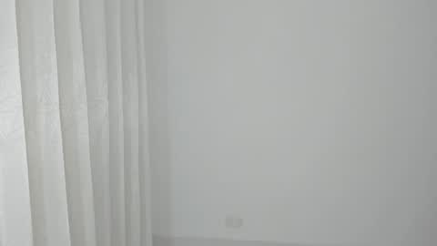 Hello I am absent due to a family calamity I will return soon-hola estoy ausente por un problema familiar volvere pronto. online show from January 10, 2025, 11:18 pm