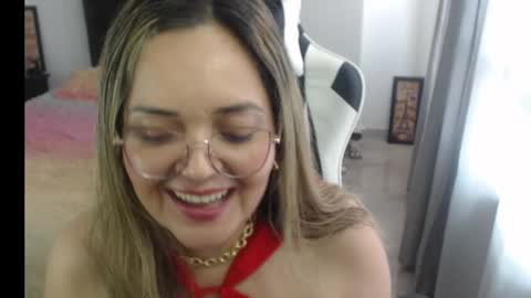 samy_vsn online show from February 15, 2025, 6:01 pm