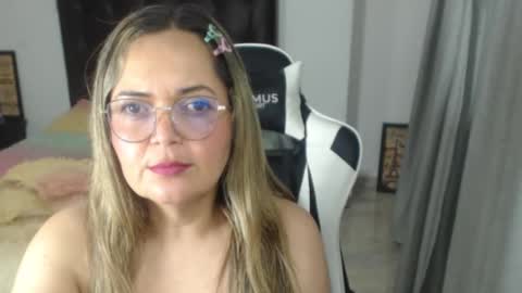 samy_vsn online show from February 18, 2025, 12:37 am