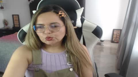 samy_vsn online show from February 20, 2025, 6:57 pm