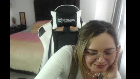 samy_vsn online show from February 27, 2025, 8:31 pm