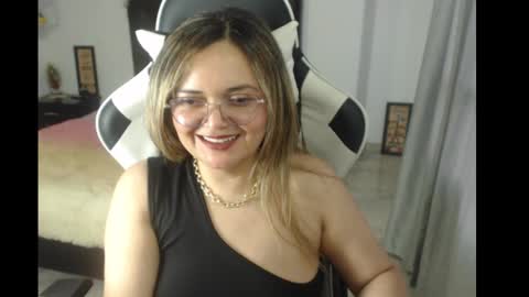 samy_vsn online show from February 28, 2025, 11:01 pm