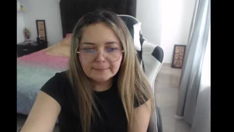 samy_vsn online show from March 2, 2025, 7:23 pm