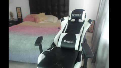 samy_vsn online show from March 7, 2025, 8:55 pm