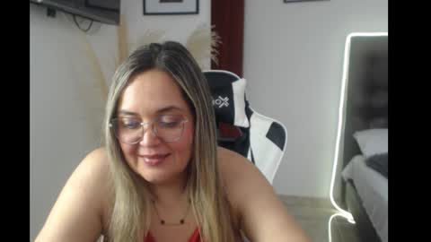 samy_vsn online show from September 30, 2025, 6:46 pm