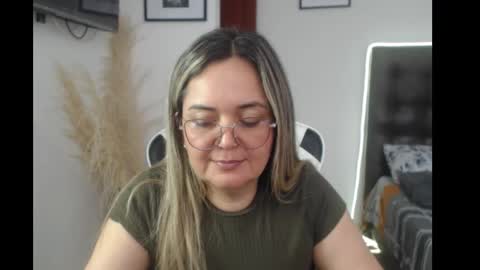 samy_vsn online show from October 8, 2025, 5:54 pm