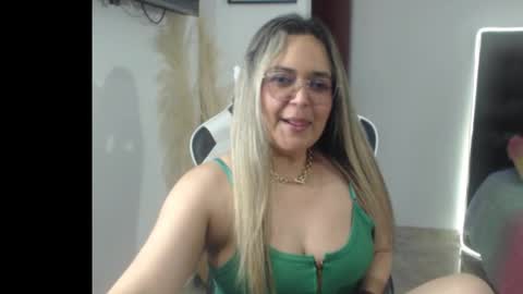 samy_vsn online show from November 12, 2025, 9:25 pm