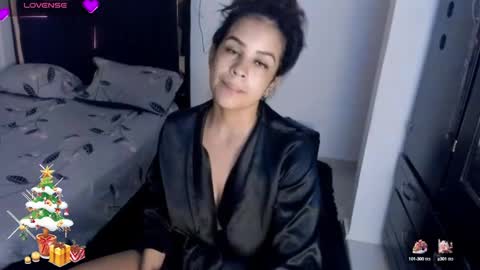 SamyHolbrook online show from December 23, 2024, 12:41 pm