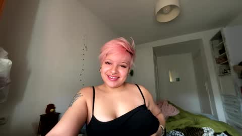 Snapshot of samymoon3 chatting on October 29, 2025, 9:33 am Samymoon online show from October 29, 2025, 9:33 am