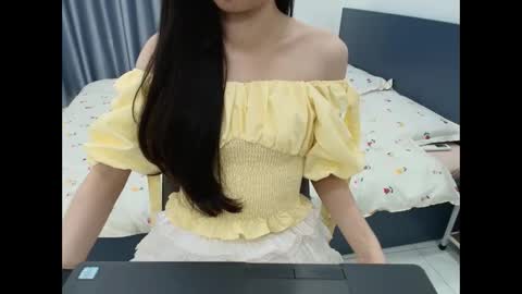 sana_2k online show from May 14, 2026, 10:11 am